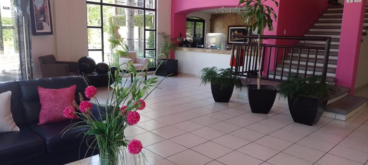 Hotel Ejecutivo Aeropuerto Alvaro Obregon Εξωτερικό φωτογραφία