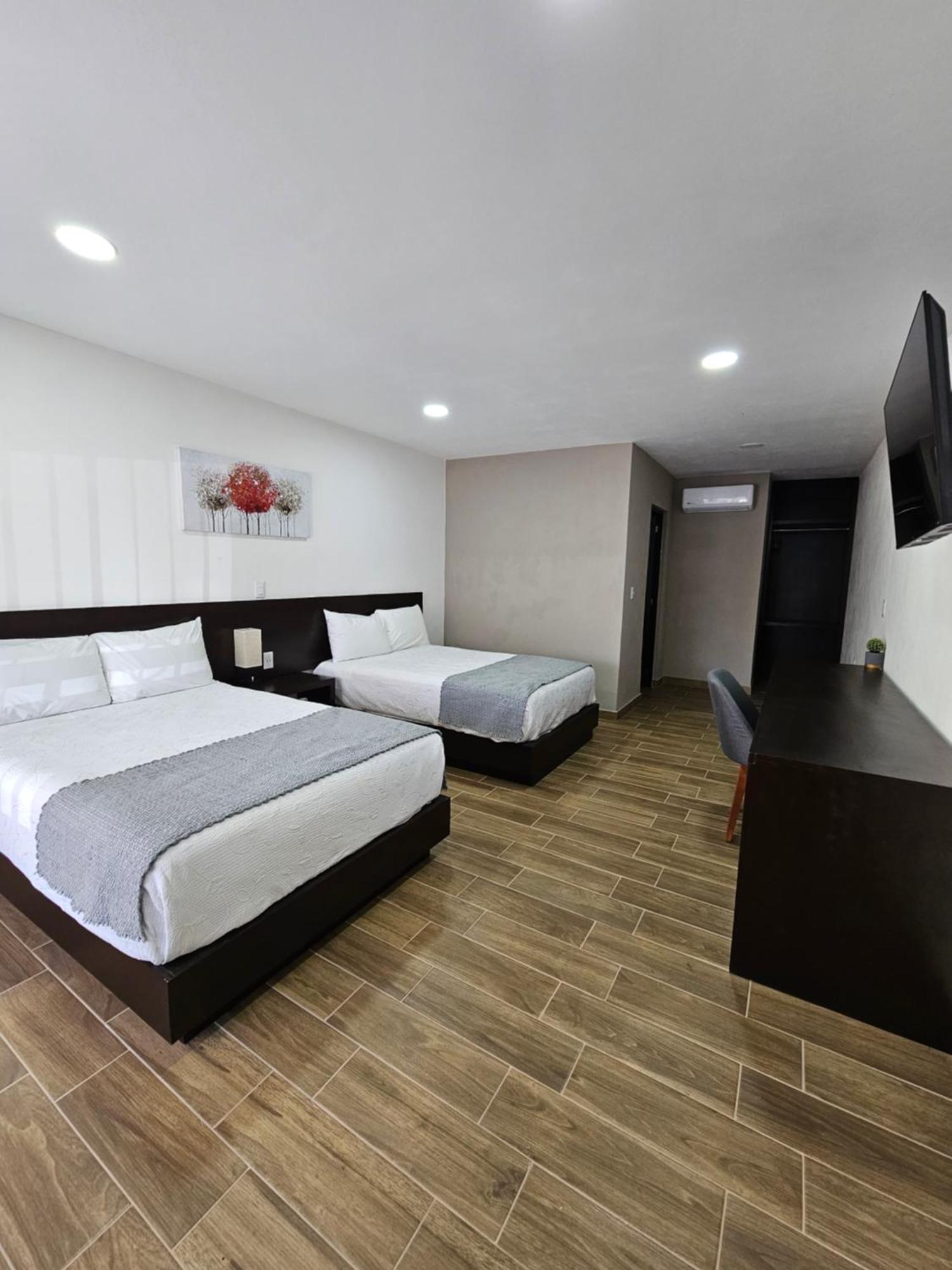 Hotel Ejecutivo Aeropuerto Alvaro Obregon Εξωτερικό φωτογραφία